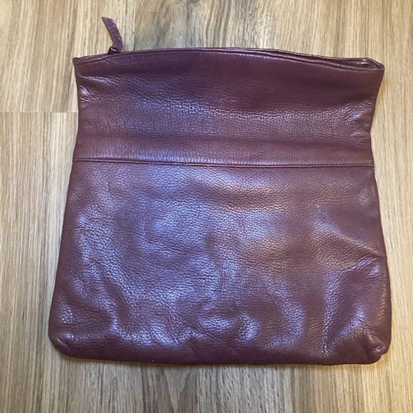 Bermans Burdgundy Genuine Leather Fold Clutch - Picture 5 of 8